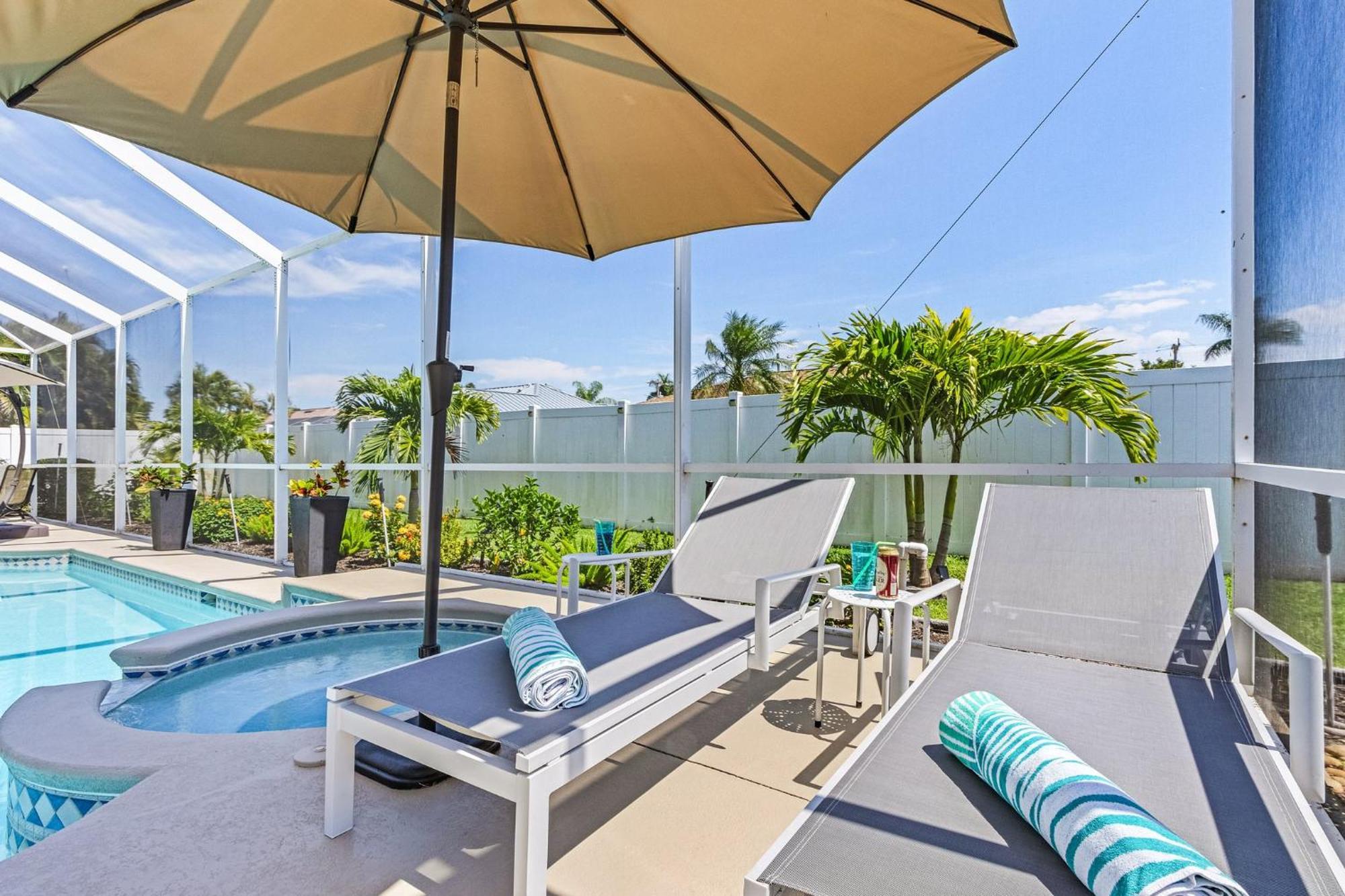 Villa-Haze, Lots Of Privacy, Solar & Electric Heated Pool And Spa Cabo Coral Exterior foto