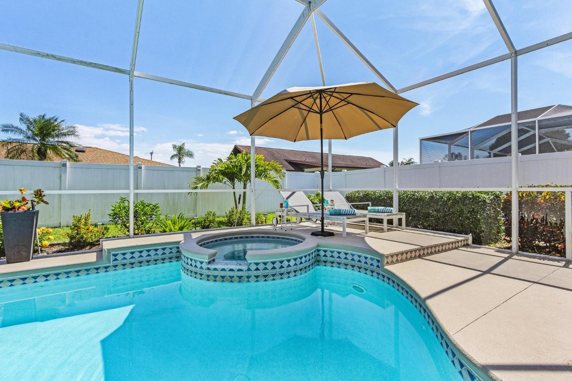 Villa-Haze, Lots Of Privacy, Solar & Electric Heated Pool And Spa Cabo Coral Exterior foto